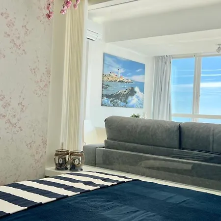 Sun & Sea 706 شقة سيسيمبرا
